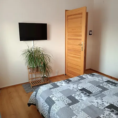 W Centrum Mikolajek Konukevi 3*
