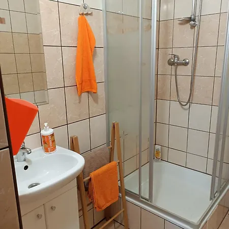 W Centrum Mikolajek Konukevi 3*